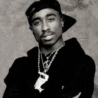Tupac_Shakur